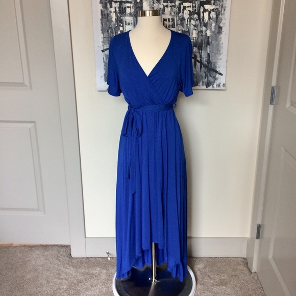 West Kei Dresses & Skirts - West Kei High/Low Wrap Dress Flutter Sleeve